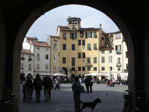 Xtrallusion photo gallery of Italy. Photos, pictures, images and photographs of the Italian Rivieras, the Italian Lakes, the Italian Alps, the Cinque Terre, the Amalfi coast and some of the most beautiful corners of Italy. Plus photos of Italian cities such as Pisa, Milan, Genoa and Rome.